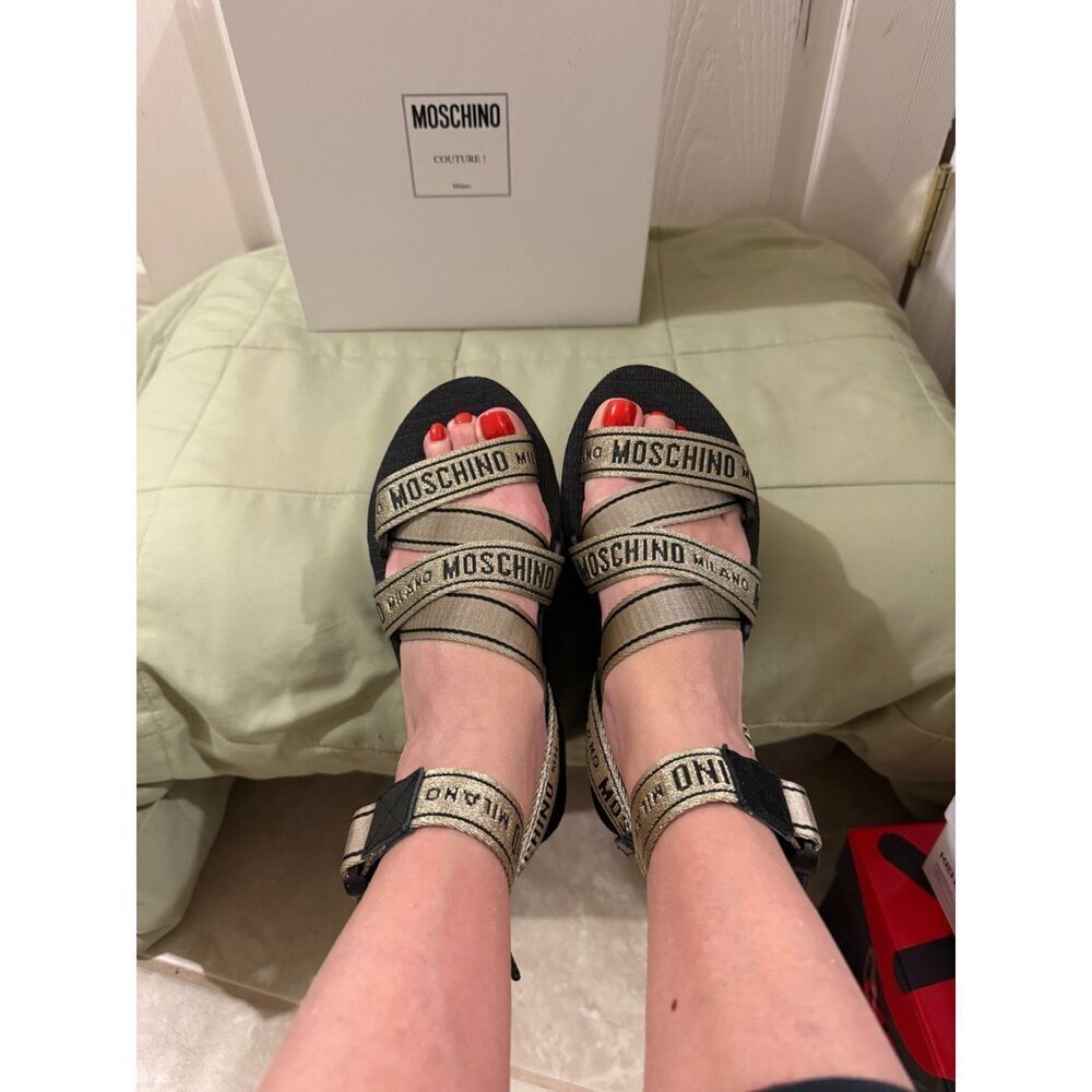 Moschino Logo Tape multi-strap sandals in black and gold - Picture 10 of 12